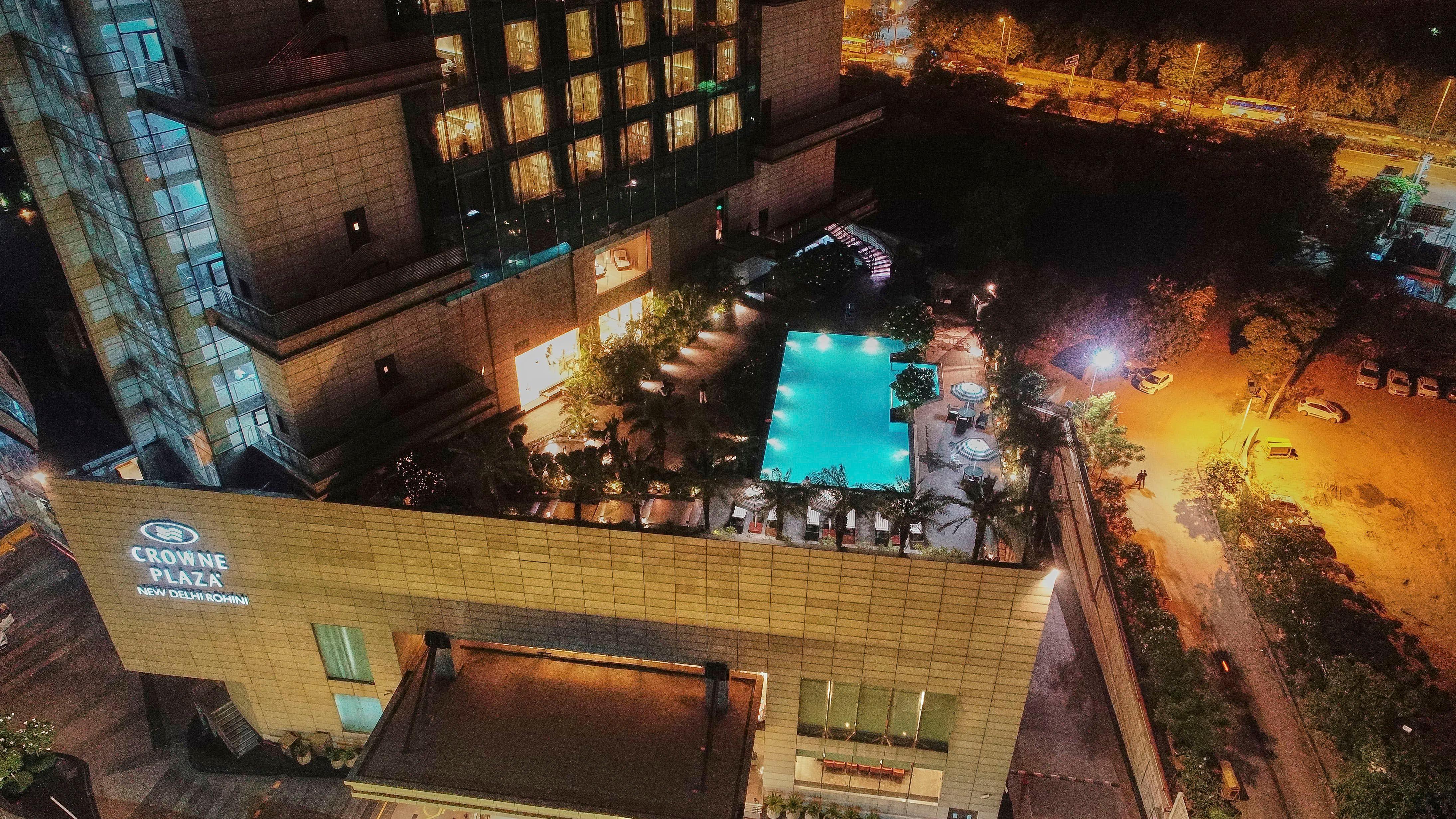 Hotel Crowne Plaza New Delhi Rohini By Ihg Exterior foto