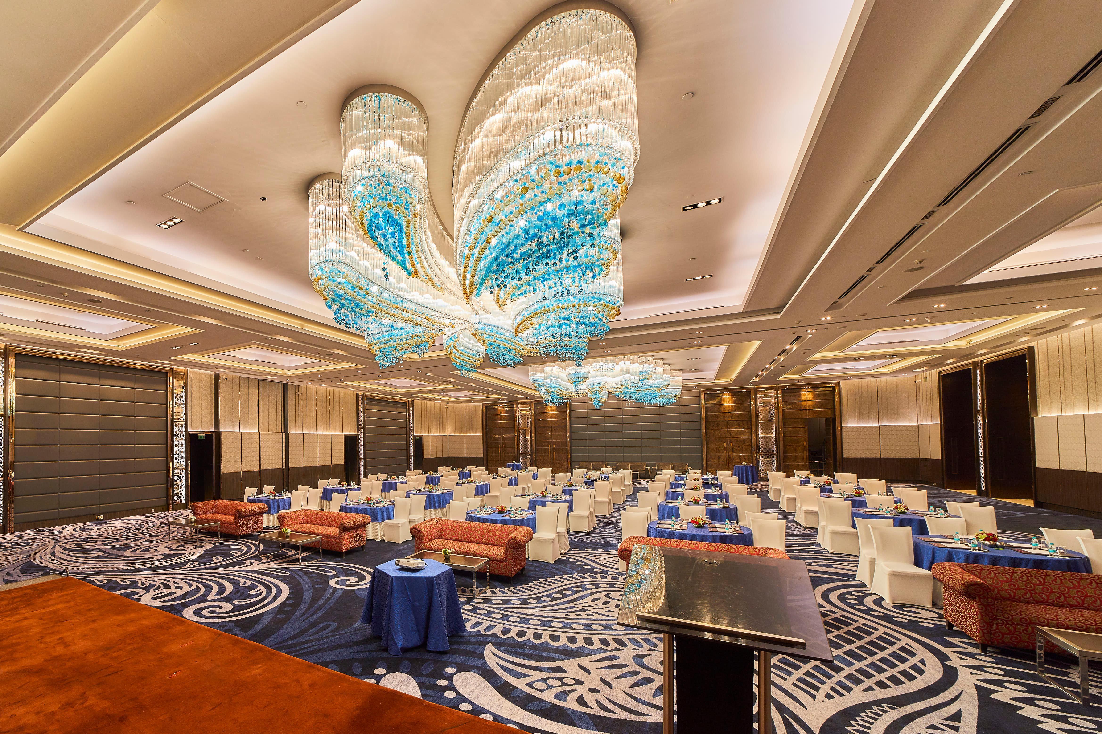Hotel Crowne Plaza New Delhi Rohini By Ihg Exterior foto