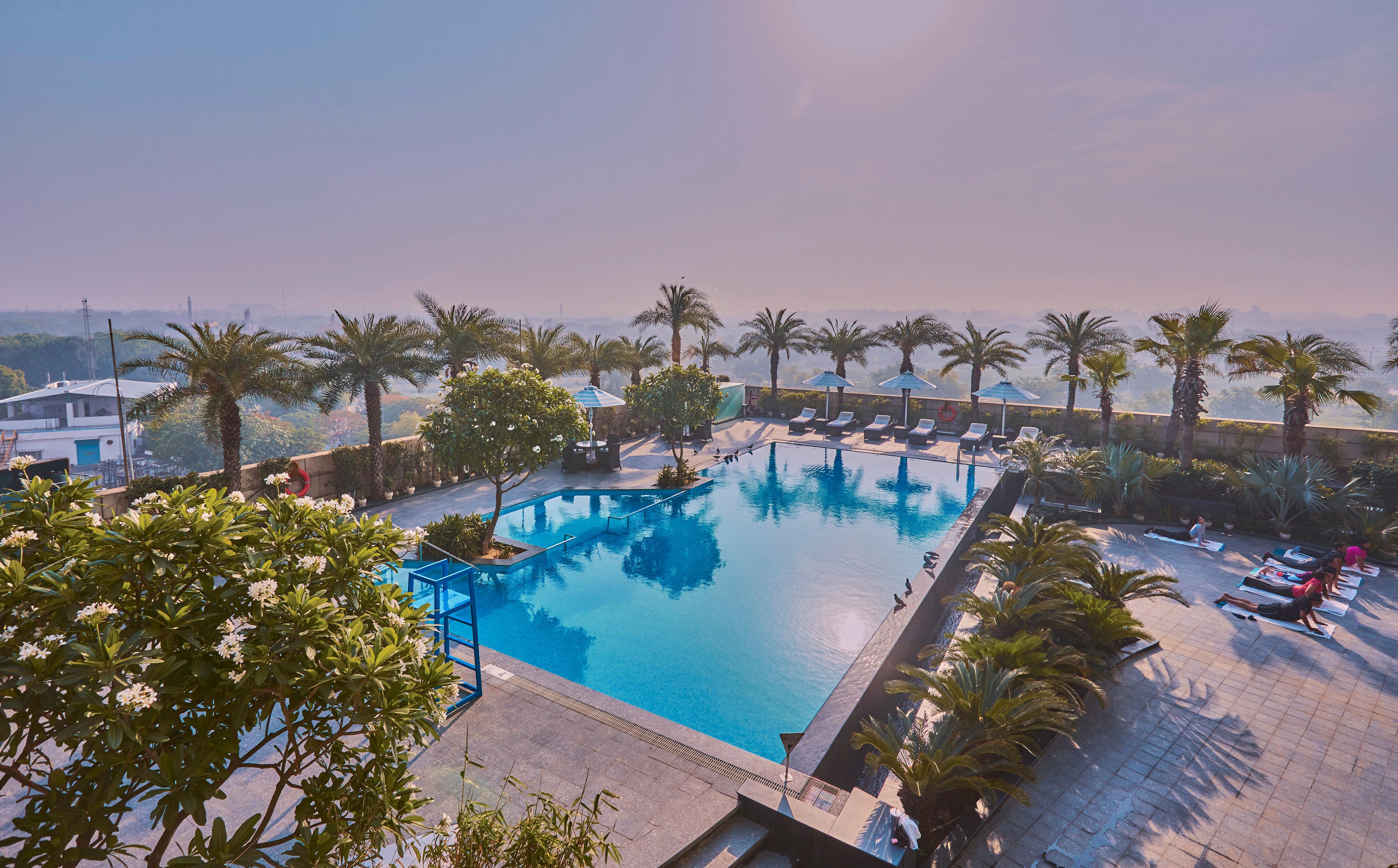 Hotel Crowne Plaza New Delhi Rohini By Ihg Exterior foto