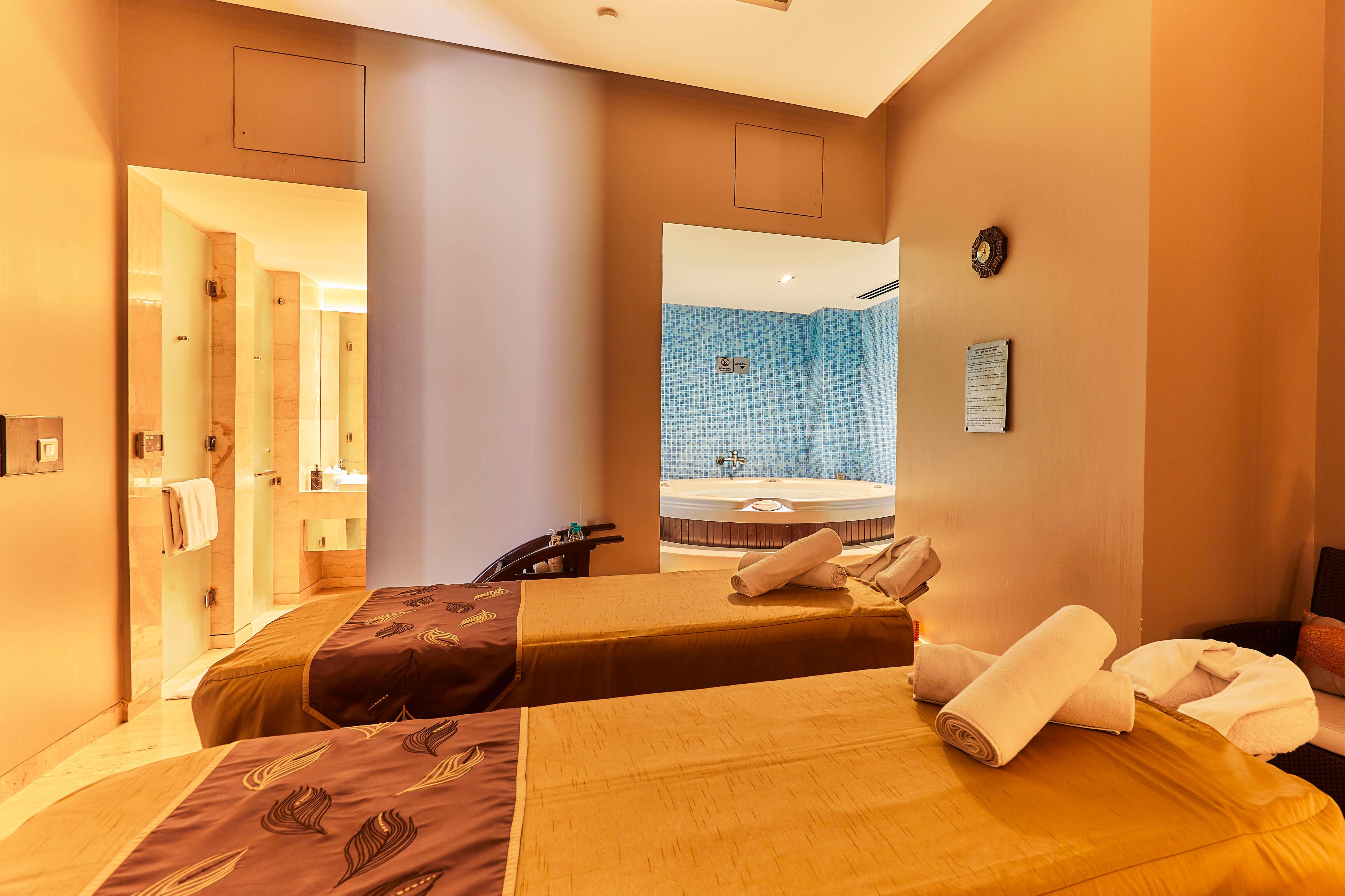 Hotel Crowne Plaza New Delhi Rohini By Ihg Exterior foto