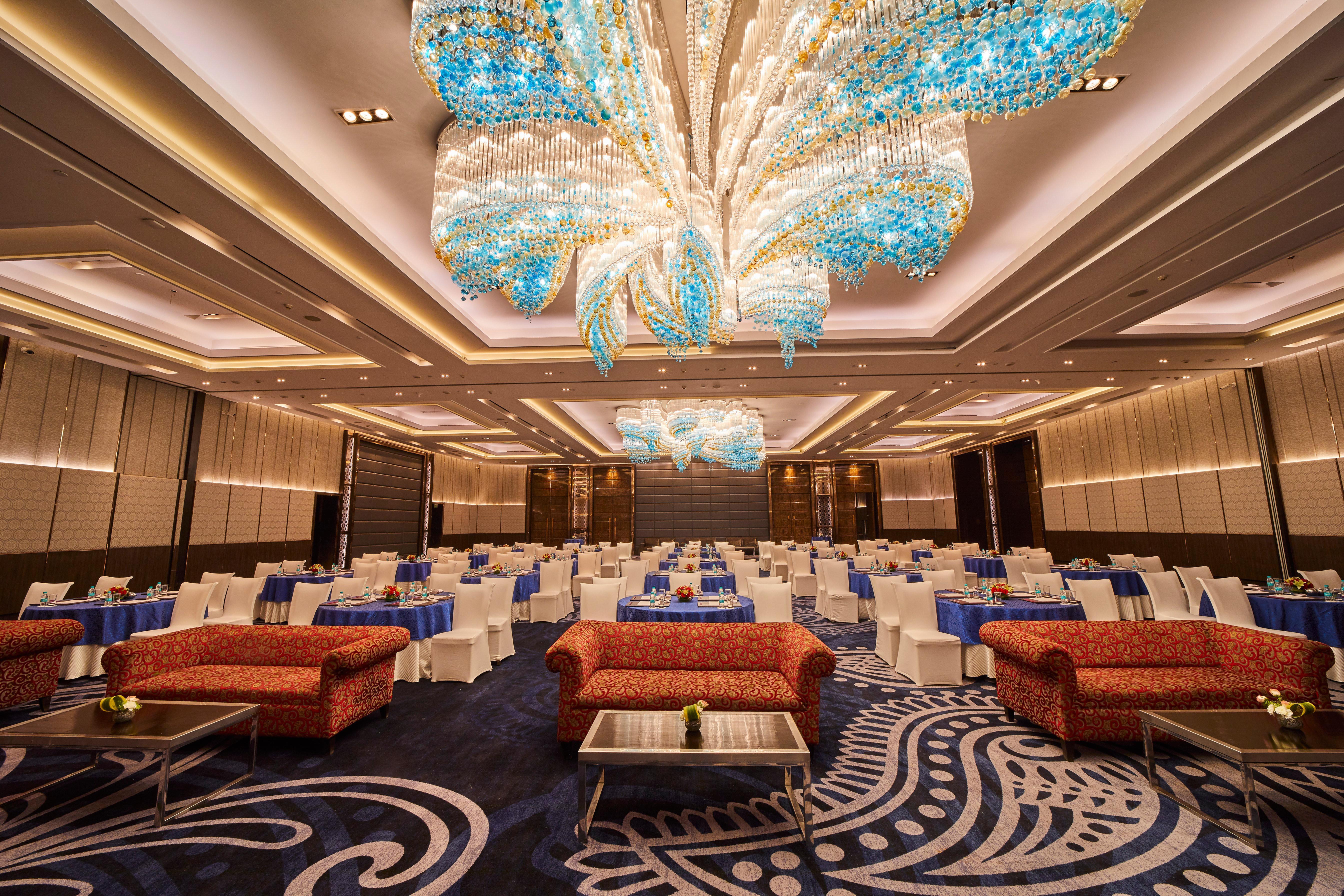 Hotel Crowne Plaza New Delhi Rohini By Ihg Exterior foto