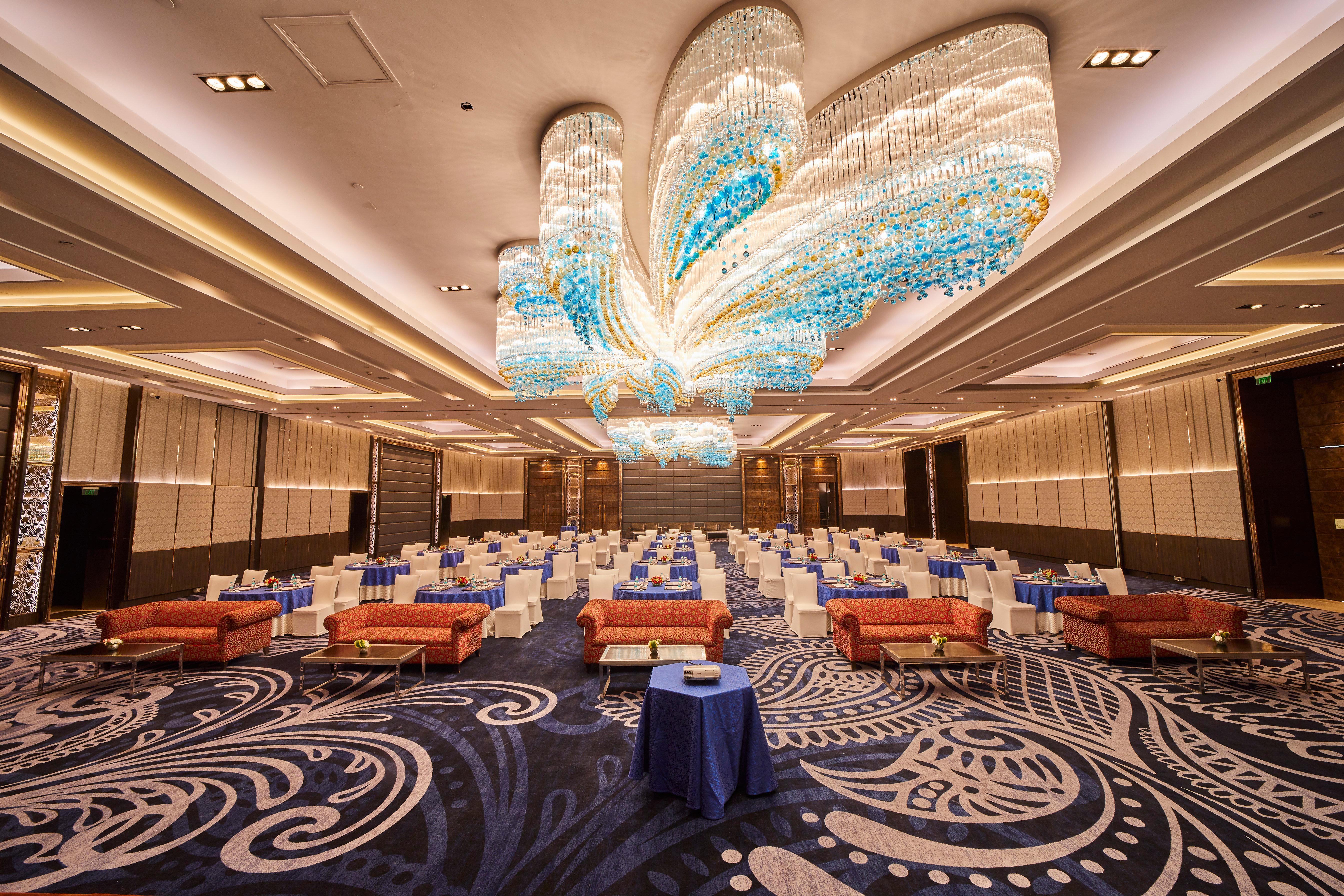 Hotel Crowne Plaza New Delhi Rohini By Ihg Exterior foto